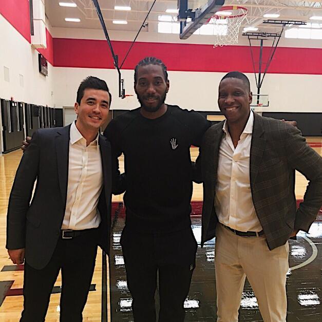 琼斯在列 琼斯在列