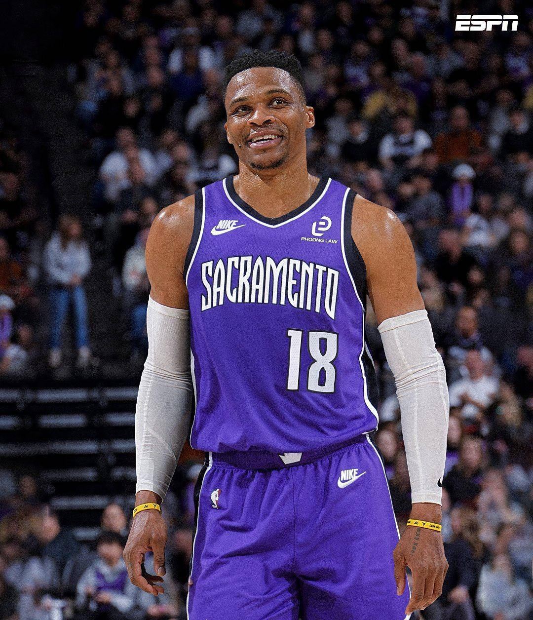 更强调与中 更强调与中